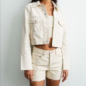 NWOT Zara Vanilla Solid Color Cropped Jacket